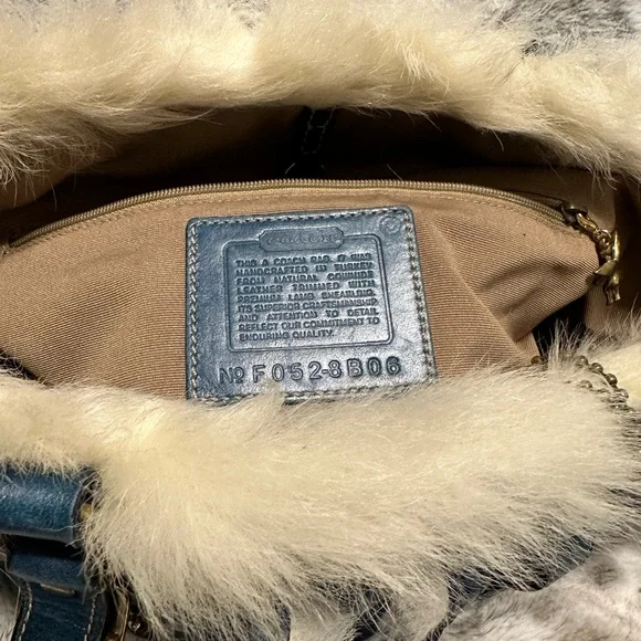 Coach Teal Leather Shoulder Bag with Cream Fur Trim - Picture 9 of 11